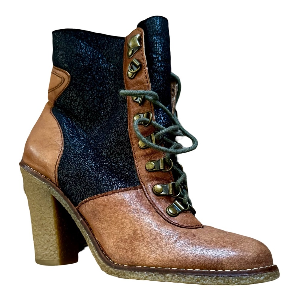 Sam Edelman Tara Two Tone Bootie Sz 6.5